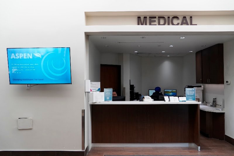 WELL Health Medical Centres - Aspen Medical Clinic, photo 3