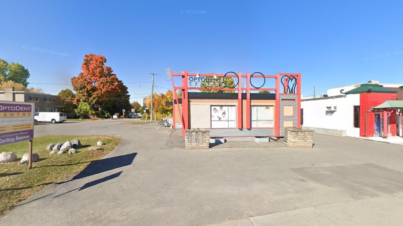Woodroffe Dental Care in Ottawa, Ontario