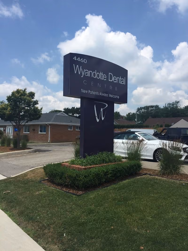 Wyandotte Dental Centre